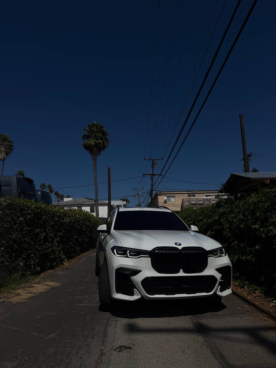 Mobile Window Tinting BMW X7 